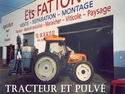 Tracteur et pulvé