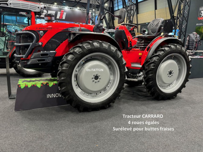 Tracteur CARRARO surélevé pour buttes fraises