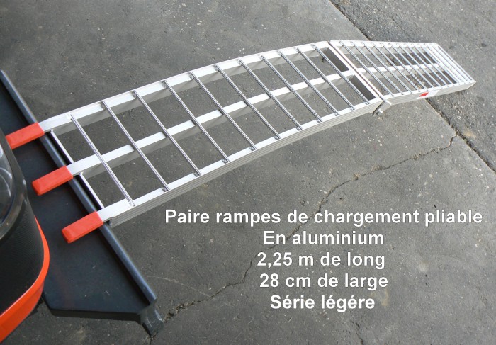 Paire de rampes de chargement pliable